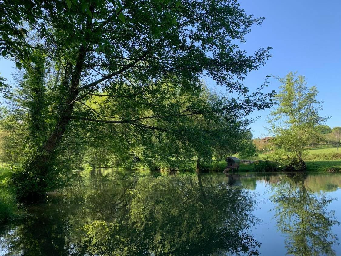 Gite Moulin De Lausseignan Barbaste Exteriér fotografie